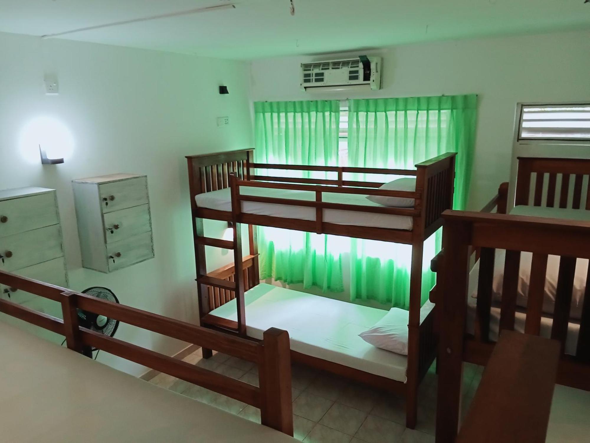 Sihara Rooms & Hostel Матара Экстерьер фото