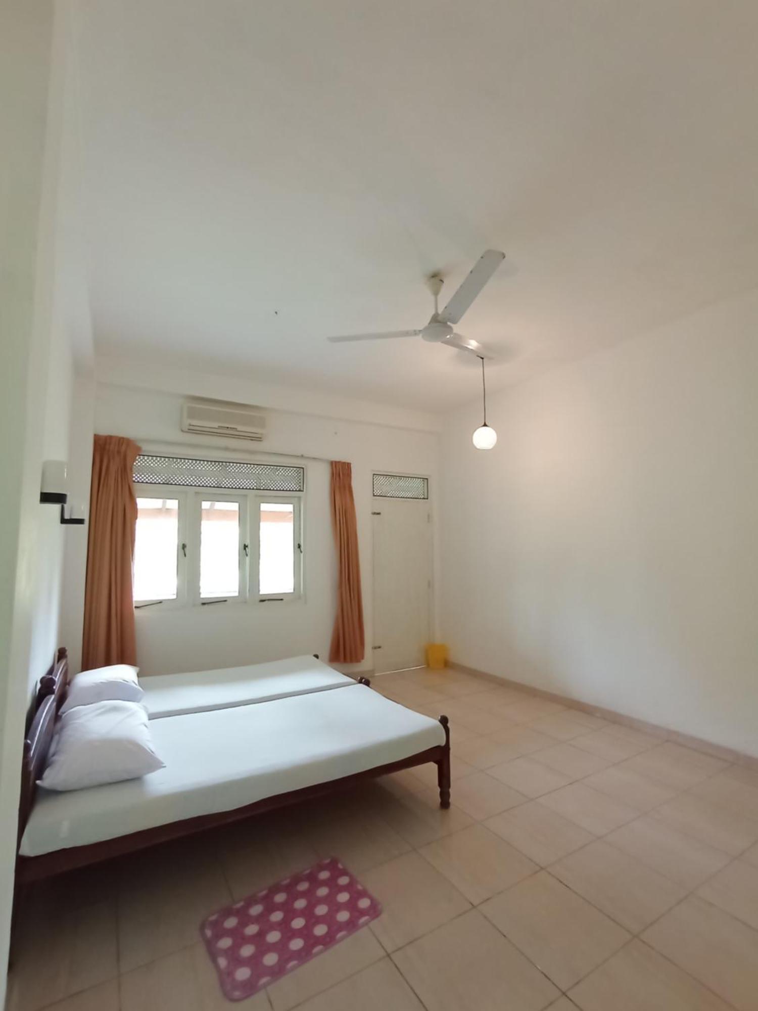 Sihara Rooms & Hostel Матара Экстерьер фото