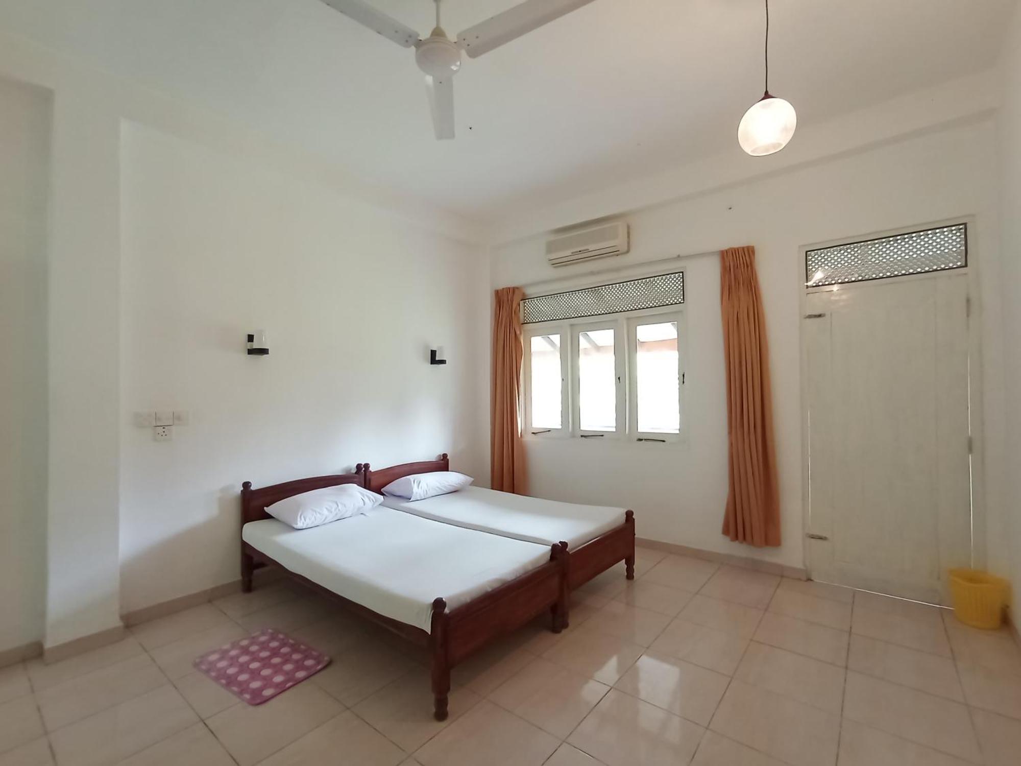 Sihara Rooms & Hostel Матара Экстерьер фото