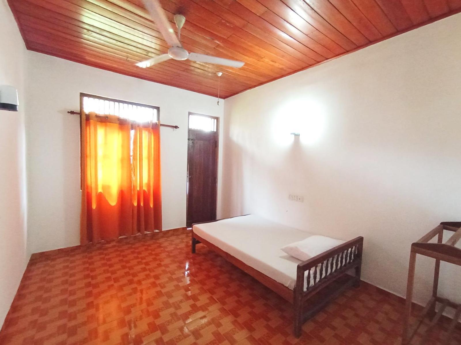 Sihara Rooms & Hostel Матара Экстерьер фото